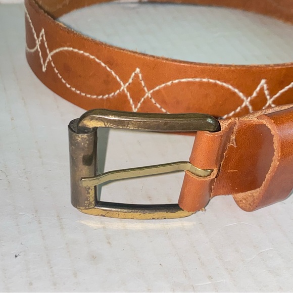 Vintage Brown Genuine Leather Western Belt with White Gunslinger Stitching - Picture 3 of 11